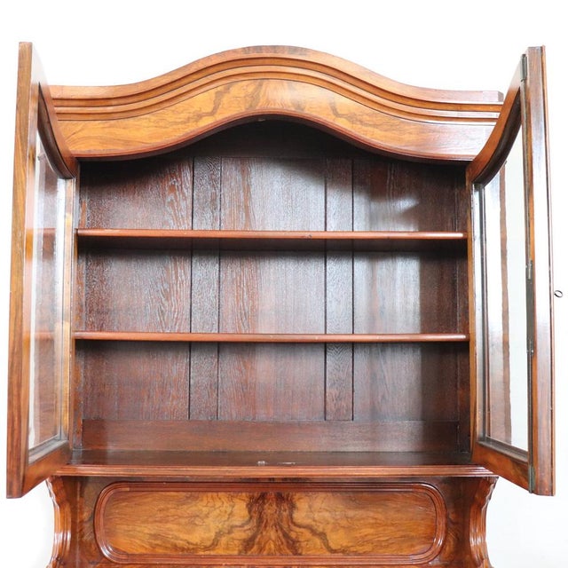 Antique Cupboard in Walnut Briar, 1800s For Sale - Image 14 of 18