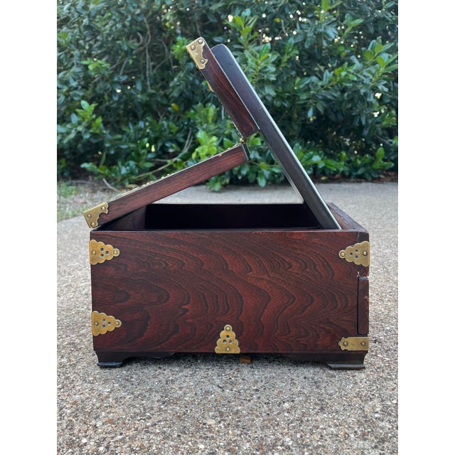 1930s Vintage Chinese Hardwood Traveling Vanity Shaving Mirror Box & Drawer For Sale - Image 4 of 12