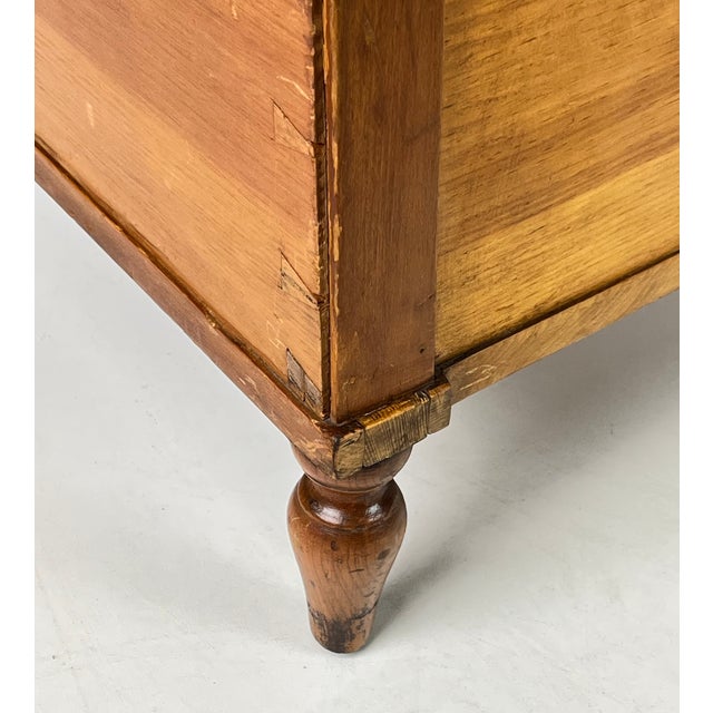 Antique Hand-Dovetailed Pine Storage Trunk / Blanket Chest on Turned Legs For Sale - Image 11 of 15