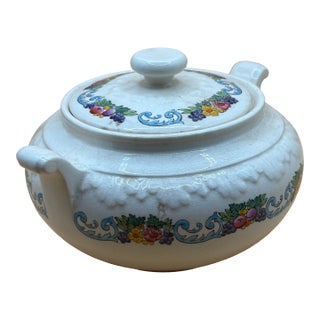 Vintage Wedgwood Braemar Covered Sugar Bowl – Corinthian Shape – England C. 1939 For Sale