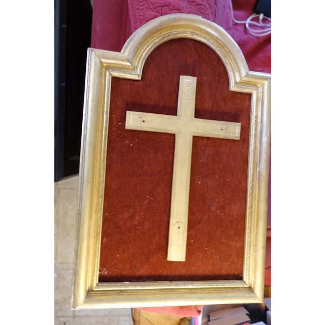 19th-Century Gilded Wooden Frame for Crucifix For Sale - Image 5 of 5