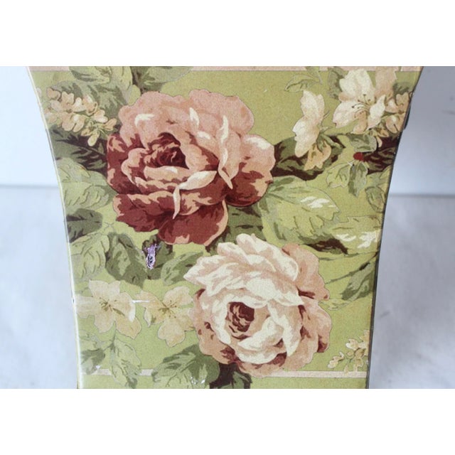 19th Century French Style Sheet Metal Cachepot Wastebasket Planter Flowers Hoop Handles Footed Details Vintage For Sale In Miami - Image 6 of 14