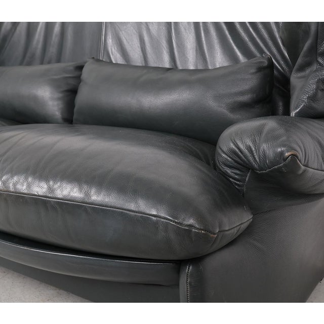 Set of Leather Sofa with Pouf by Vico Magistretti for Cassina, 1980s For Sale - Image 13 of 16