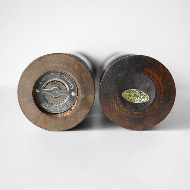 Midcentury Woodcrest by Styson Japan Wood Salt and Pepper Mill For Sale In New York - Image 6 of 10