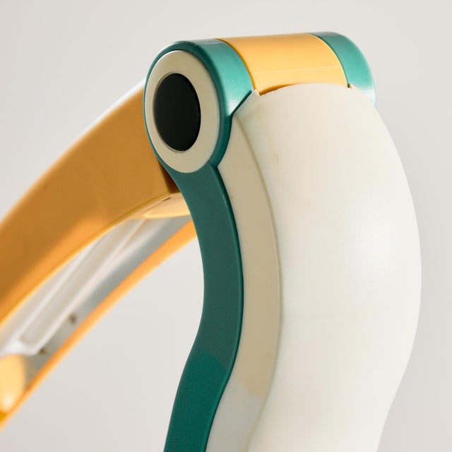 Plastic Toucan Desk Lamp by Huo-Tu Huang for Huangslite, 1980s For Sale - Image 7 of 12
