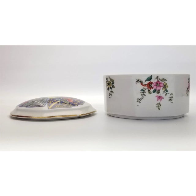 Ceramic Box Tobacco Leaf For Sale - Image 7 of 10