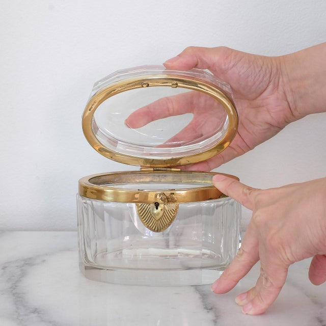 Art Deco Antique French Baccarat Oval Cut Crystal Faceted Box For Sale - Image 3 of 7