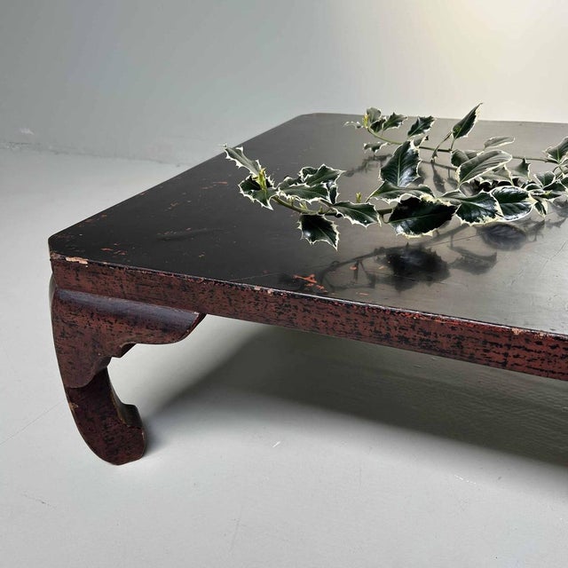 Stylish low table or Chabudai 茶袱台 from the Meiji period, Japan. Dimensions: height 32 cm, width 92 cm, depth 92 cm. The...