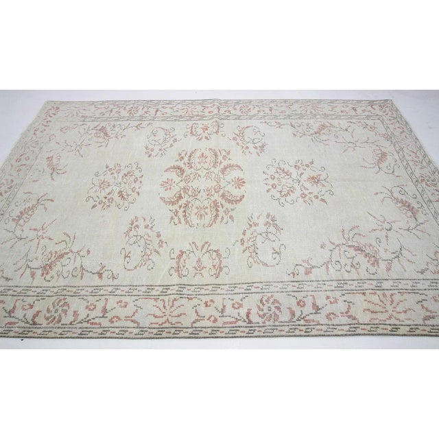 Traditional 1960s Vintage Faded Turkish Rug- 5′9″ × 8′8″ For Sale - Image 3 of 7