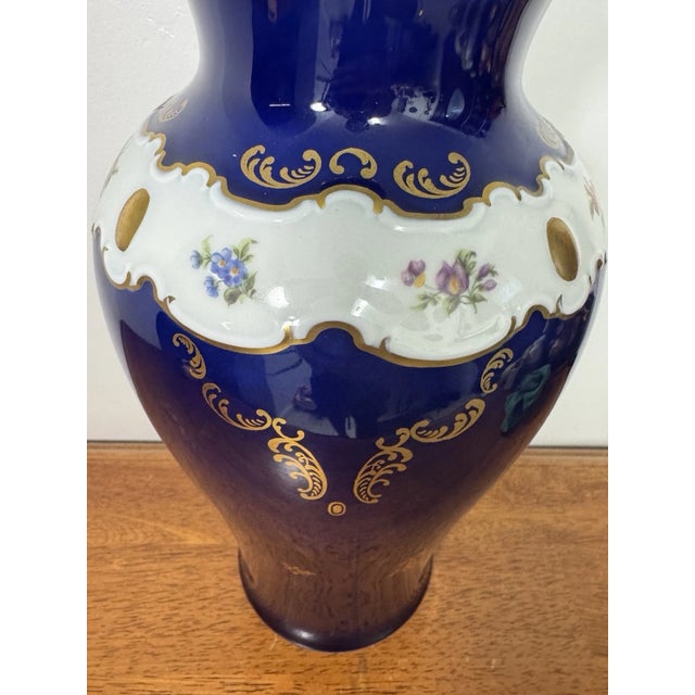 Vintage Wallendorf 1764 Echt Kobalt Cobalt Blue Floral Gold Lidded Vase GDR For Sale - Image 14 of 18