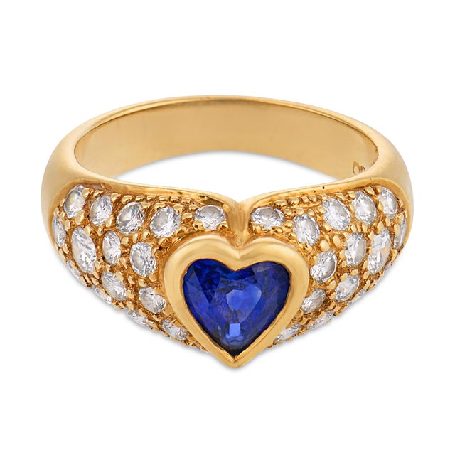 Contemporary Vintage Heart Shape Sapphire Diamond 18k Yellow Gold Ring, Size 5 For Sale - Image 3 of 7