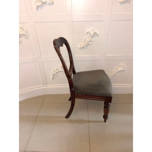 Antique Victorian Mahogany Balloon Back Dining Chairs, 1860, Set of 4 For Sale - Image 4 of 13