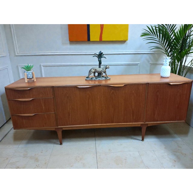 Mid-Century Teak Dunvegan Sideboard from A.H. McIntosh, 1960s For Sale - Image 4 of 18