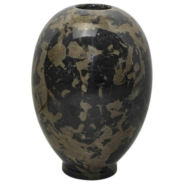1990s Vintage Handmade Marble Egg-Shaped Vase, China, 1990s For Sale - Image 5 of 5
