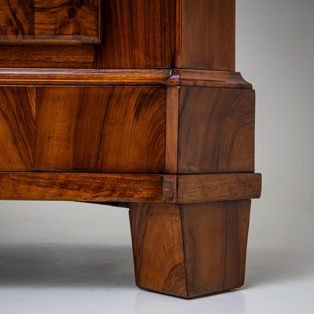 Baroque Wardrobe in Walnut, Switzerland, 1800 For Sale - Image 9 of 10