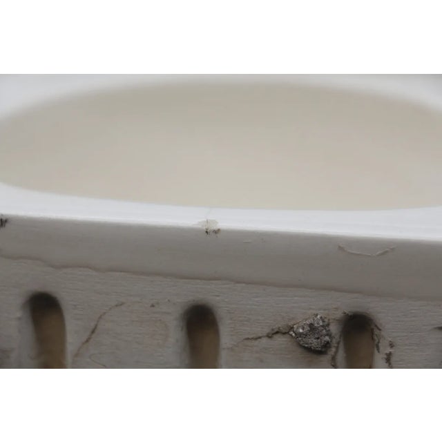 Traditional Vintage White Ceramic Bathtub Soap Dish With Handle For Sale - Image 3 of 9
