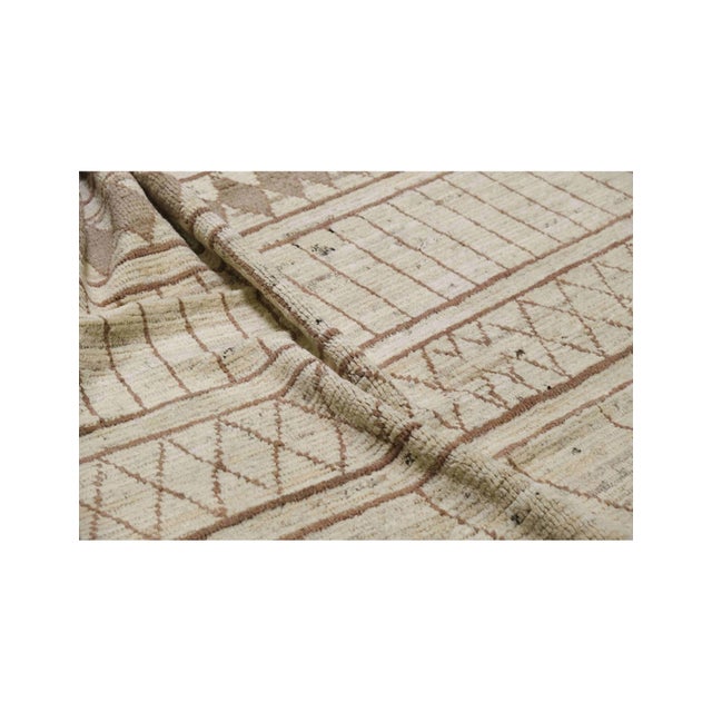 Neutral & Brown Modern Wool Rug For Sale In Los Angeles - Image 6 of 8