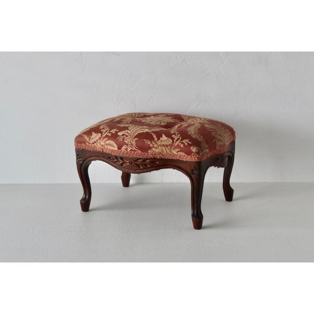 Mid 20th Century French Louis XV-style Carved Wood Upholstered Tufted Cabriole Legs Footstool Ottoman Vintage For Sale - Image 5 of 14