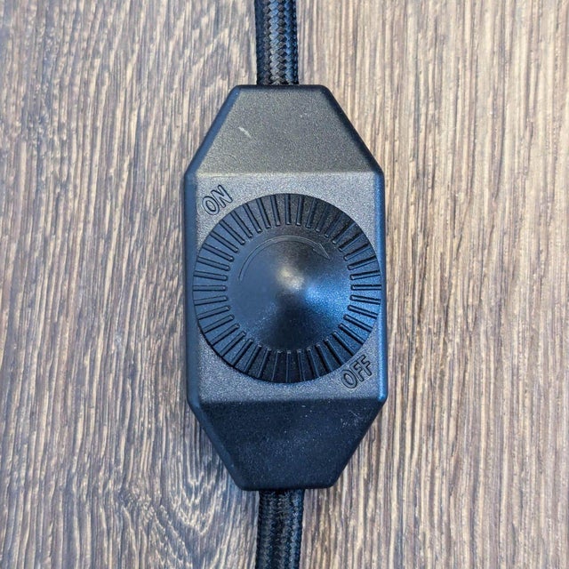 Cb2 Rosalind Modern Table Lamp With White Shade and Green Gradient Base For Sale In San Francisco - Image 6 of 9