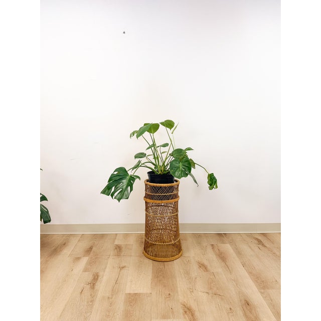 Mid 19th Century Vintage Round Wicker Plant Stand Woven Boho Coastal Decor Accent Rattan Pedestal For Sale - Image 5 of 9
