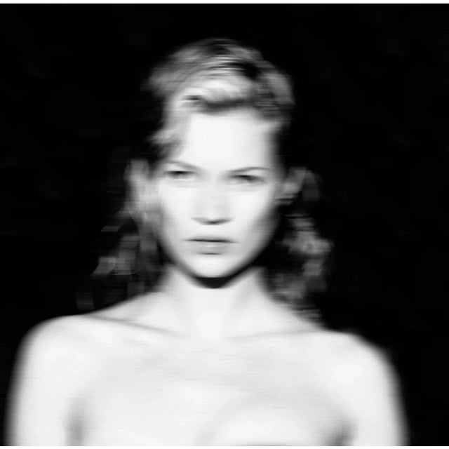 Kate II, Oversize Limited Edition, Kate Moss 2020 For Sale - Image 7 of 7