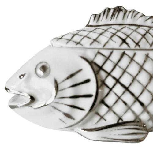 Antique Coiffe Fish Box in White Porcelain with Silver French Terrine from Limoges, 1890s For Sale - Image 3 of 8