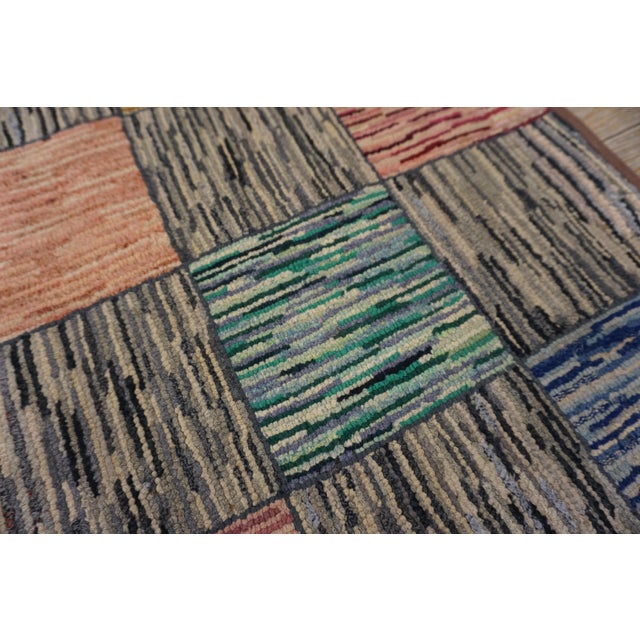 American 1930s Multicolor Checks Folk Art Antique American Hooked Rug 3' X 5' Handknotted Cotton Wool Carpet For Sale - Image 3 of 6