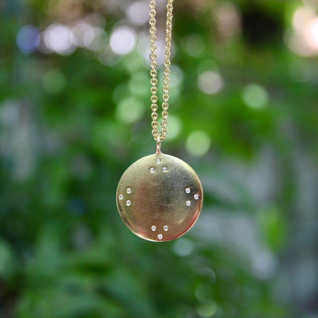 1990s 18k Gold Tibetan Mirror Pendant With Diamond and Chain by Me & Ro For Sale - Image 9 of 9