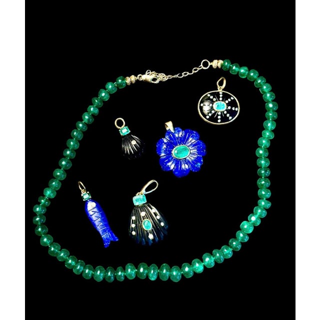 Metal Epic Emerald Rondelle Necklace With 14k Gold For Sale - Image 7 of 10