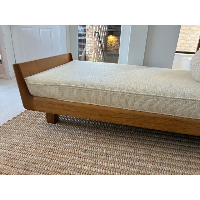 1960s Attributed to Guillerme & Chambron Daybed, Oak and Upholstery For Sale - Image 15 of 17