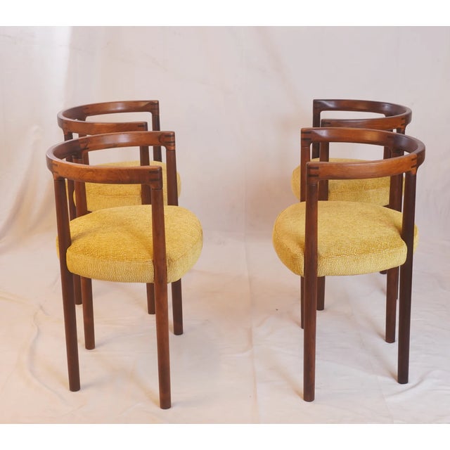 Mid-Century Modern Rare Rosewood Model 195 Dining Chairs Attributed to Ole Gjerlov-Knudsen & Torben Lind for France & Son C1960, Set of 4 For Sale - Image 3 of 12