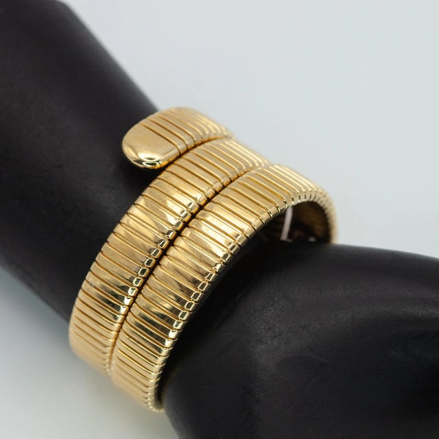 Metal 1990s French Serpent 18k Yellow Gold Pavé Diamond Wrap Bracelet For Sale - Image 7 of 17