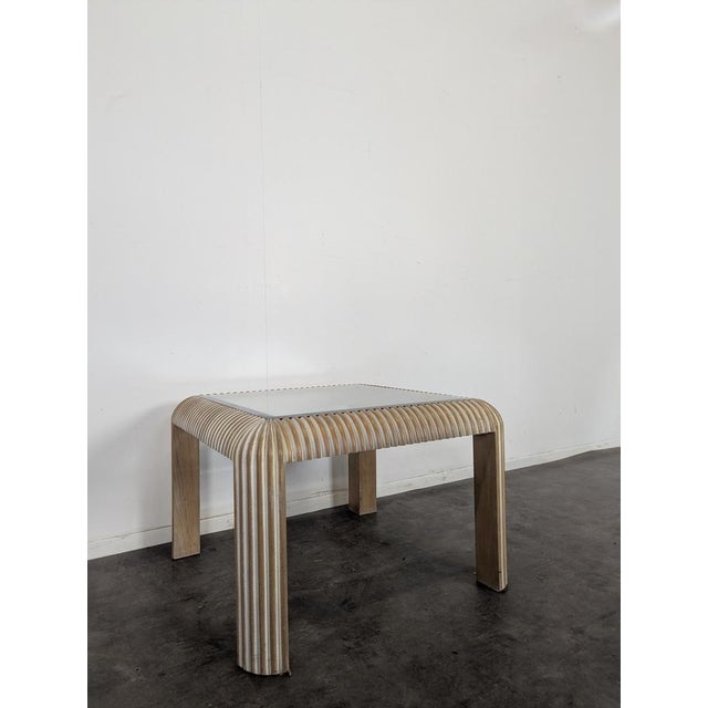 Italian Coffee Table, 1980s, in Very Good conditions.