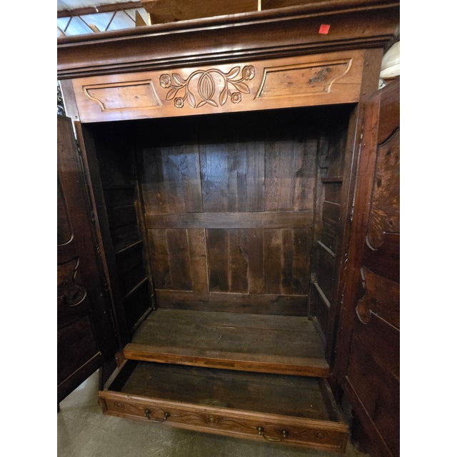 Late 19th Century French Carved Walnut Armoire With Burl Panels For Sale In New Orleans - Image 6 of 10