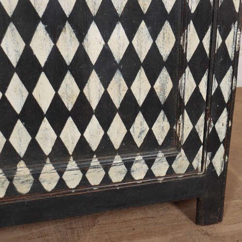 Early 19th Century English Harlequin Linen Cupboard For Sale - Image 16 of 18