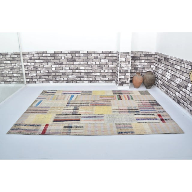 Beige Vintage Anatolian Turkish Rug, 1960s For Sale - Image 8 of 10