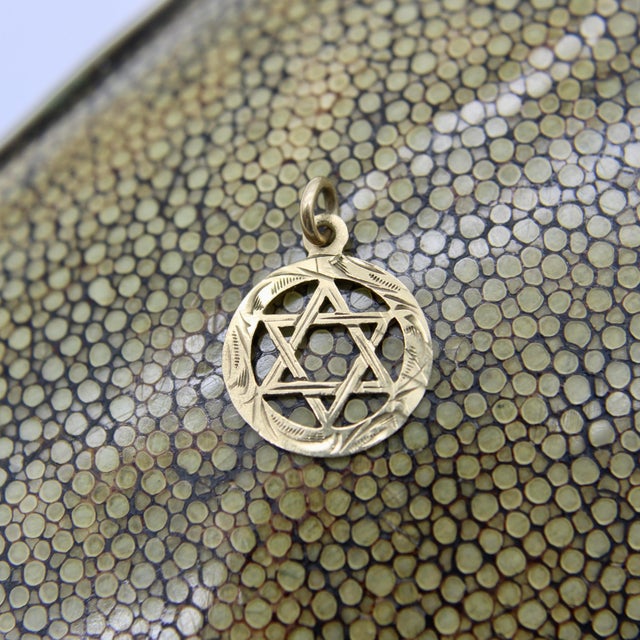 Metal 1970s Vintage 9k Gold Hand Engraved Star of David For Sale - Image 7 of 7
