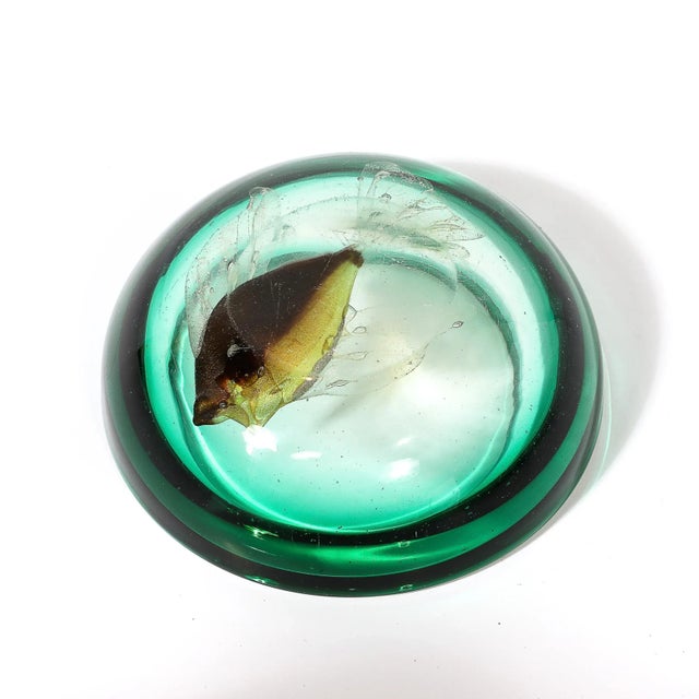 Mid-Century Modernist Fish Motif Hand-Blown Murano Glass Bowl by Alfredo Barbini For Sale - Image 10 of 12