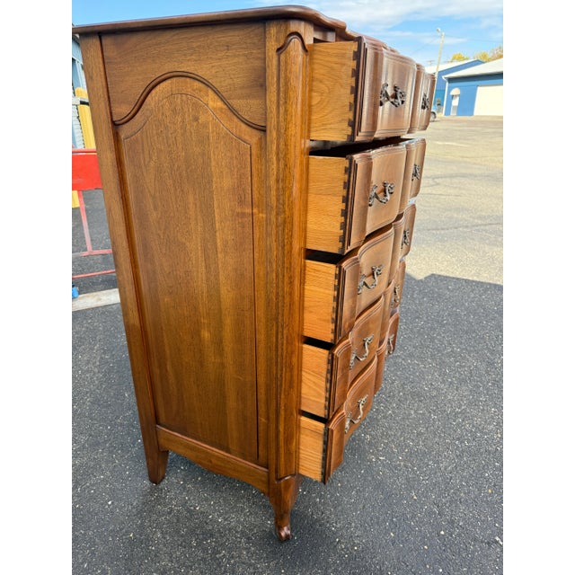 Brown 1970s Vintage French Provincial Highboy Dresser/Chest For Sale - Image 8 of 11