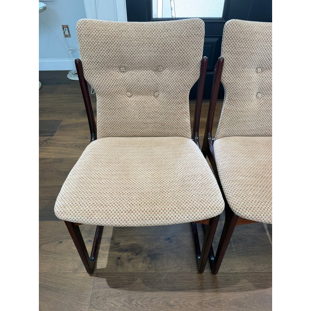 Brown Set of Four Danish Modern Sculptural Rosewood Cantilever Dining Chairs, Denmark, C. 1970 For Sale - Image 8 of 16