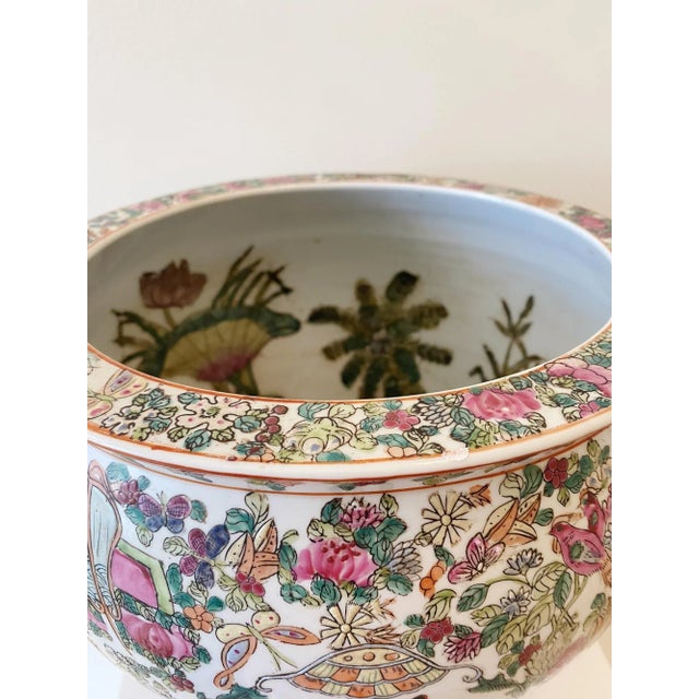 Chinoiserie Mid 20th Century Hand Painted Chinoiserie Planter Vase Bowl For Sale - Image 3 of 5