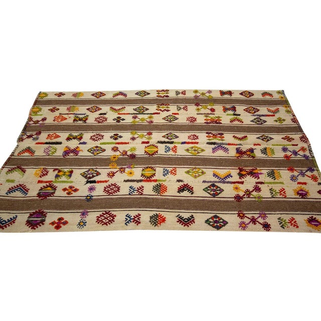 Embroidered Vintage Kilim Rug For Sale - Image 4 of 7