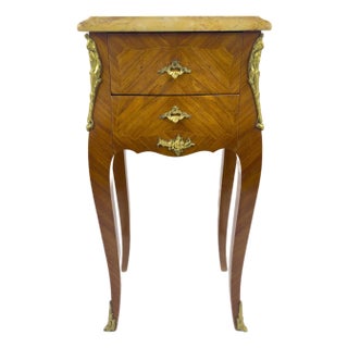 19th Century French Empire Mahogany Gueridon With Marble Top For Sale