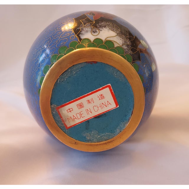 1980s Chinese Cloisonne Vase For Sale In Atlanta - Image 6 of 7
