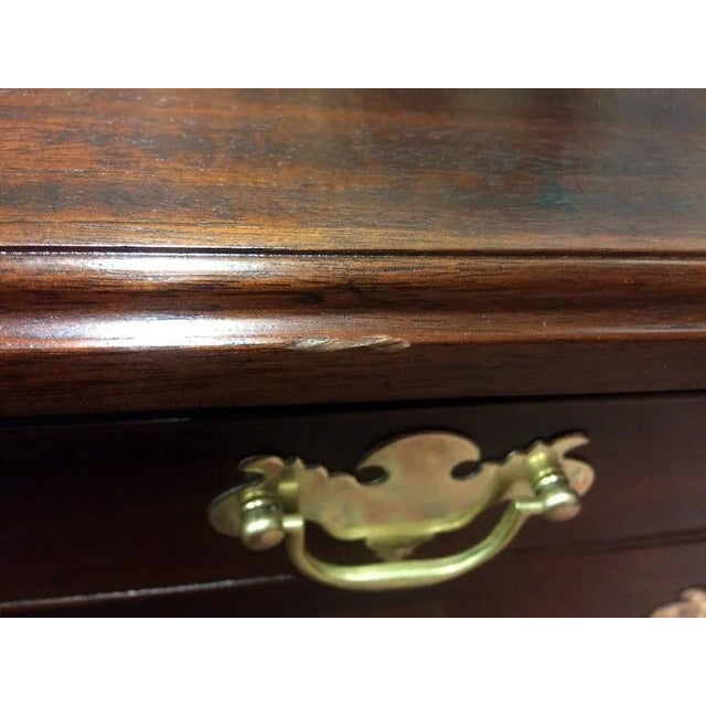 Traditional Vintage Mahogany Nightstands, the Pair For Sale - Image 3 of 12