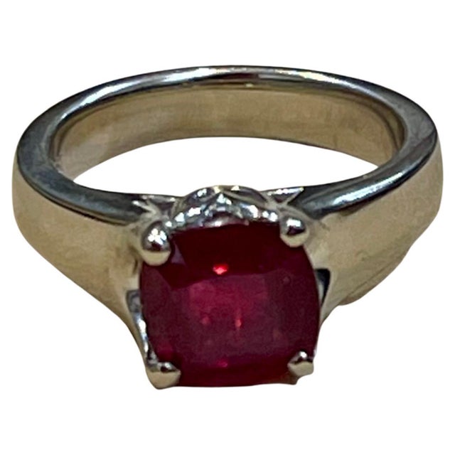 Traditional 3.5 Carat Cushion Treated Ruby 14 Karat White Gold Ring For Sale - Image 3 of 18