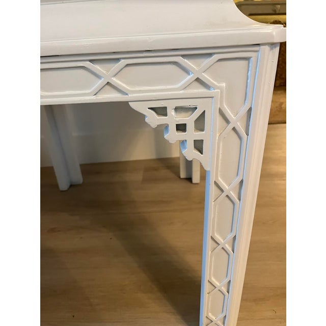 Hollywood Regency Vintage Hollywood Regency Mirrored Fretwork Side Table For Sale - Image 3 of 6
