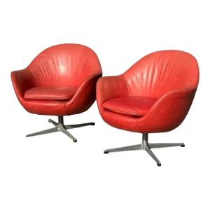 Mid 20th Century Original Overman Pod Swivel Chairs, Sweden- a Pair
