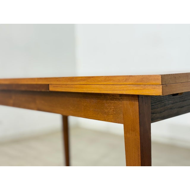 Mid-Century Extendable Dining Table in Wood For Sale - Image 9 of 10