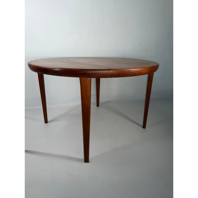 Vintage Danish Extendable Teak Dining Table from VV Møbler, 1960s For Sale - Image 12 of 12